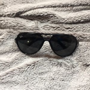 Black Ray Ban sunglasses